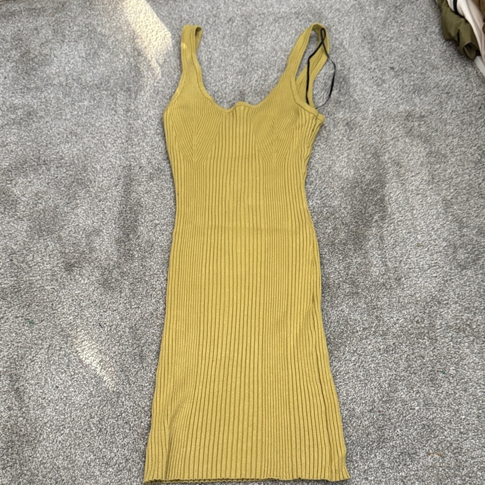 H&M Mustard Ribbed Midi Dress